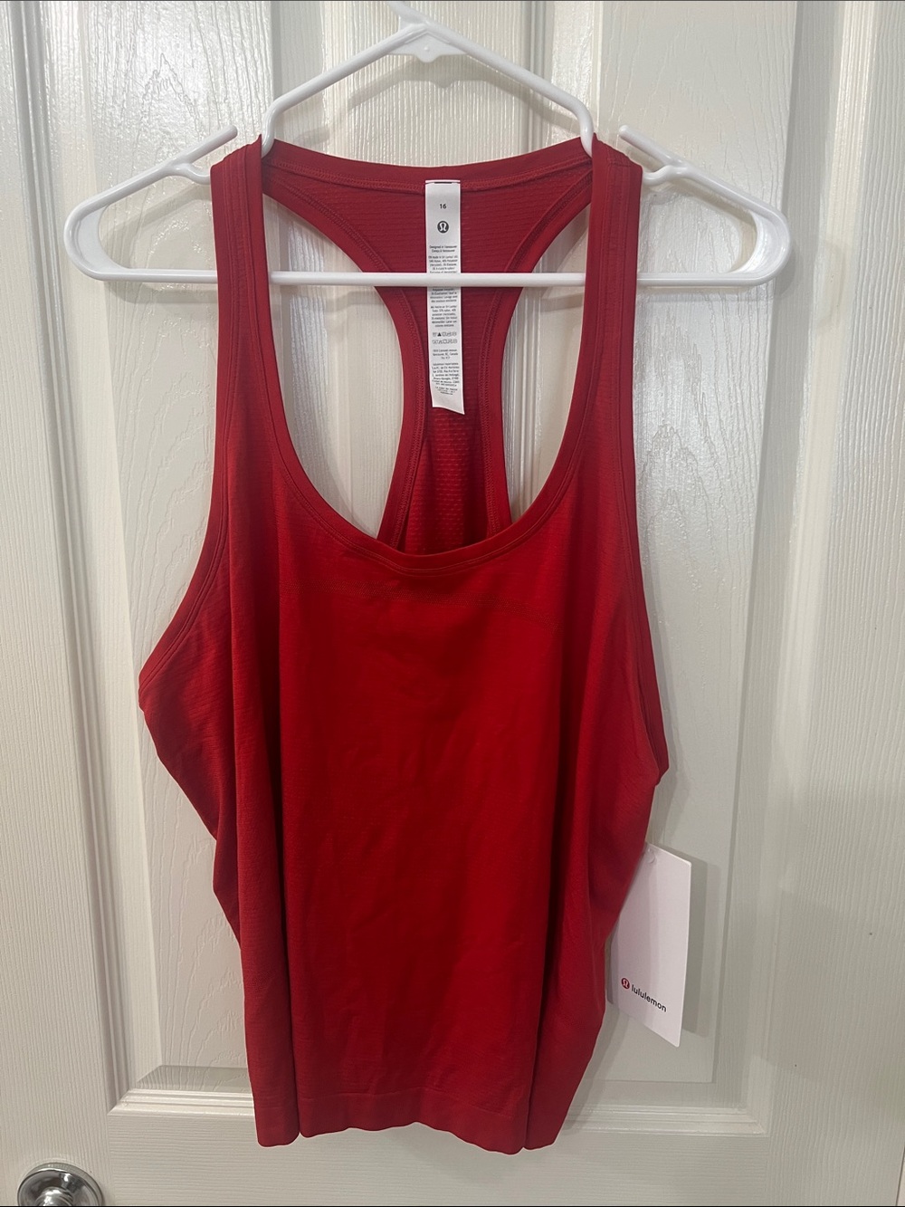 Swiftly Tech Scoopneck Tank 2.0 Race Length